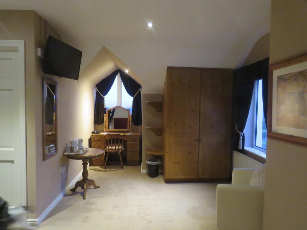 Greenside B&B Westport Room photo
